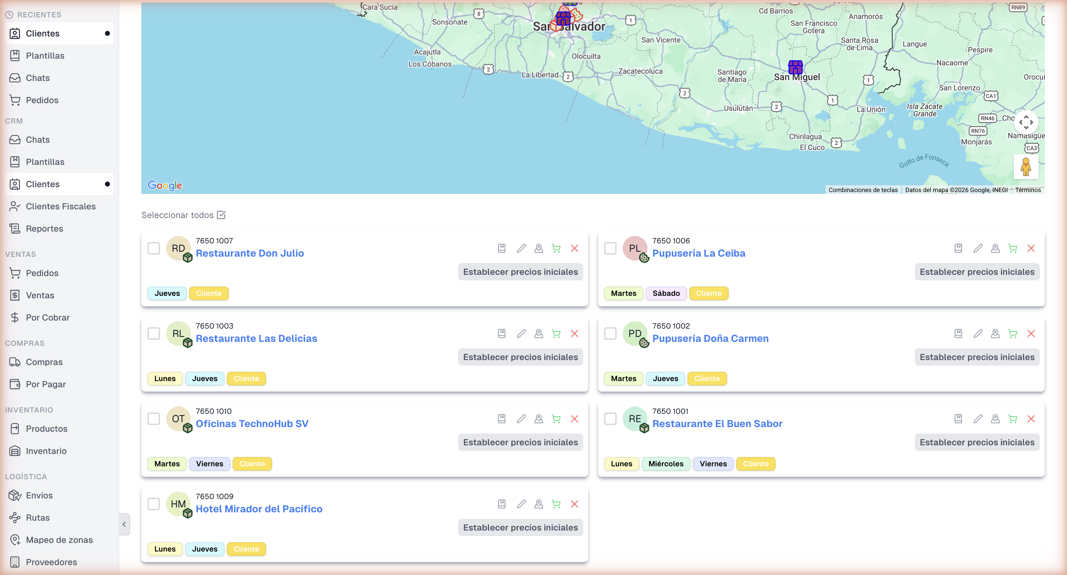 Lista de clientes en tarjetas
